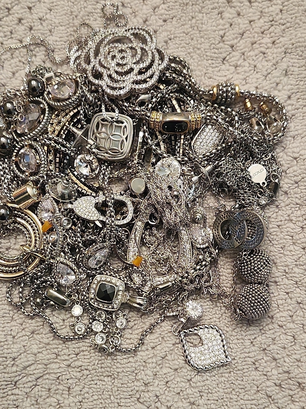Sterling Silver-Tone Mixed Lot Pendant Earrings and Chain Jewelry 0204